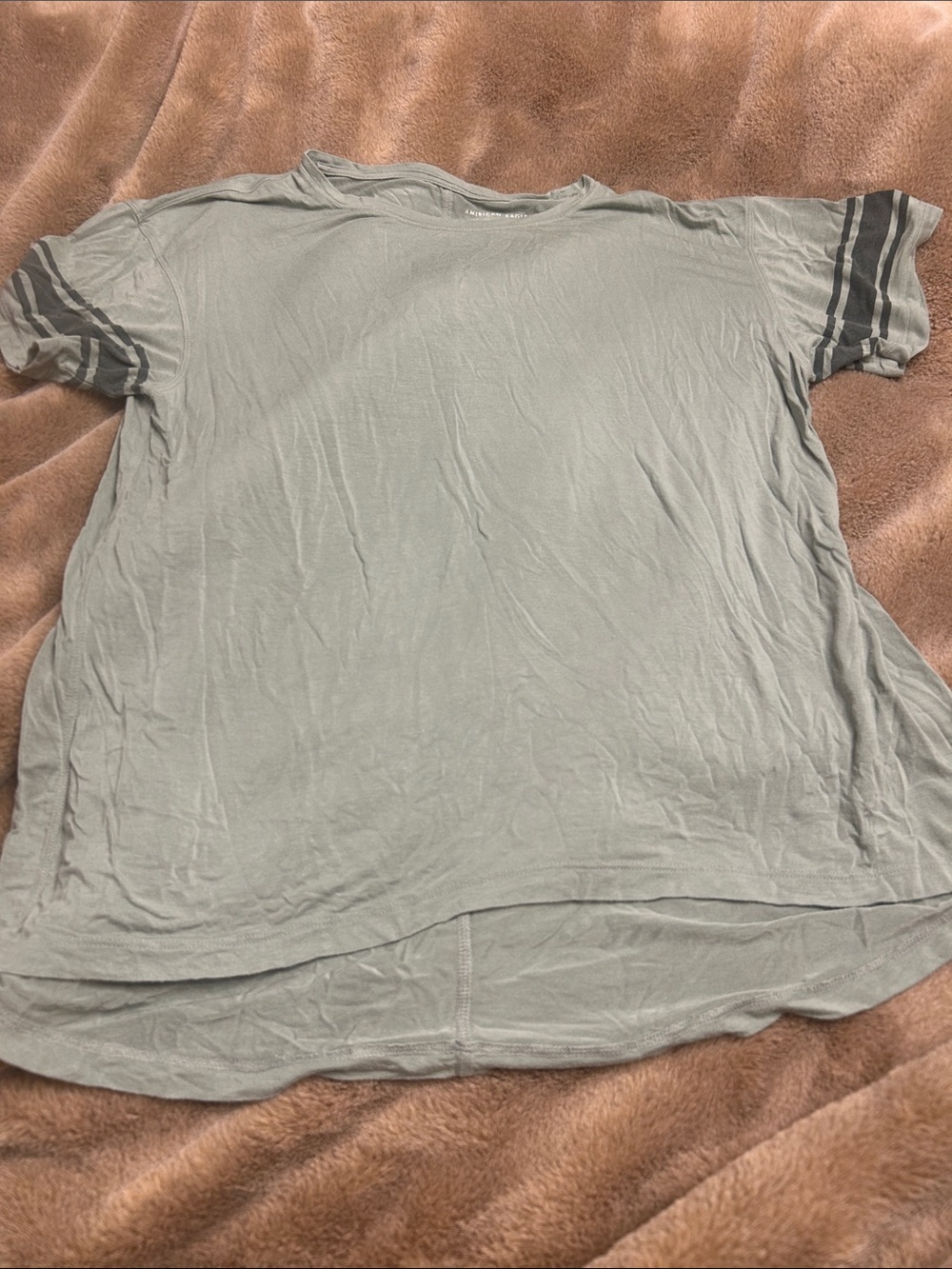 American Eagle Tee 💥